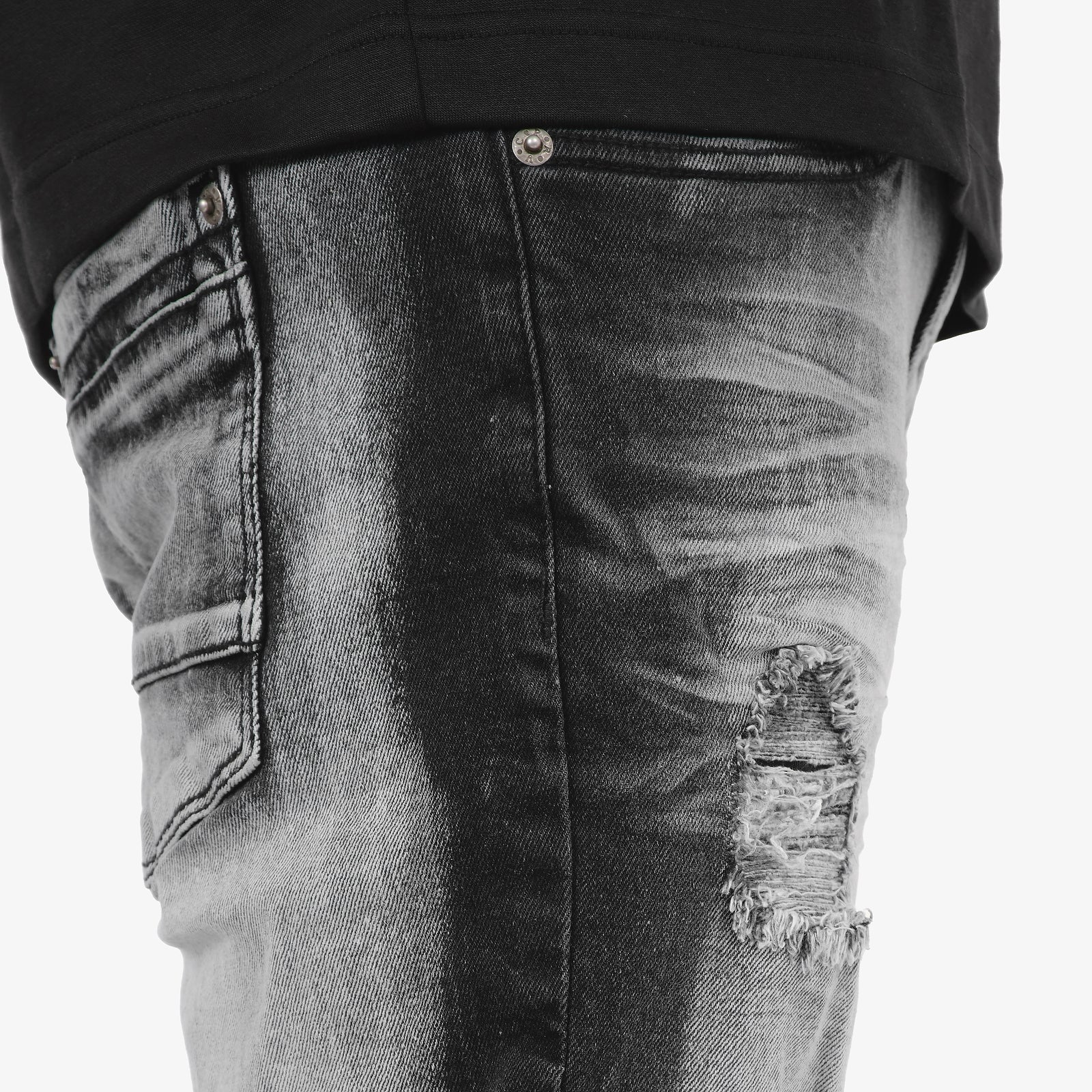 BLACK SAND WASHED JEANS
