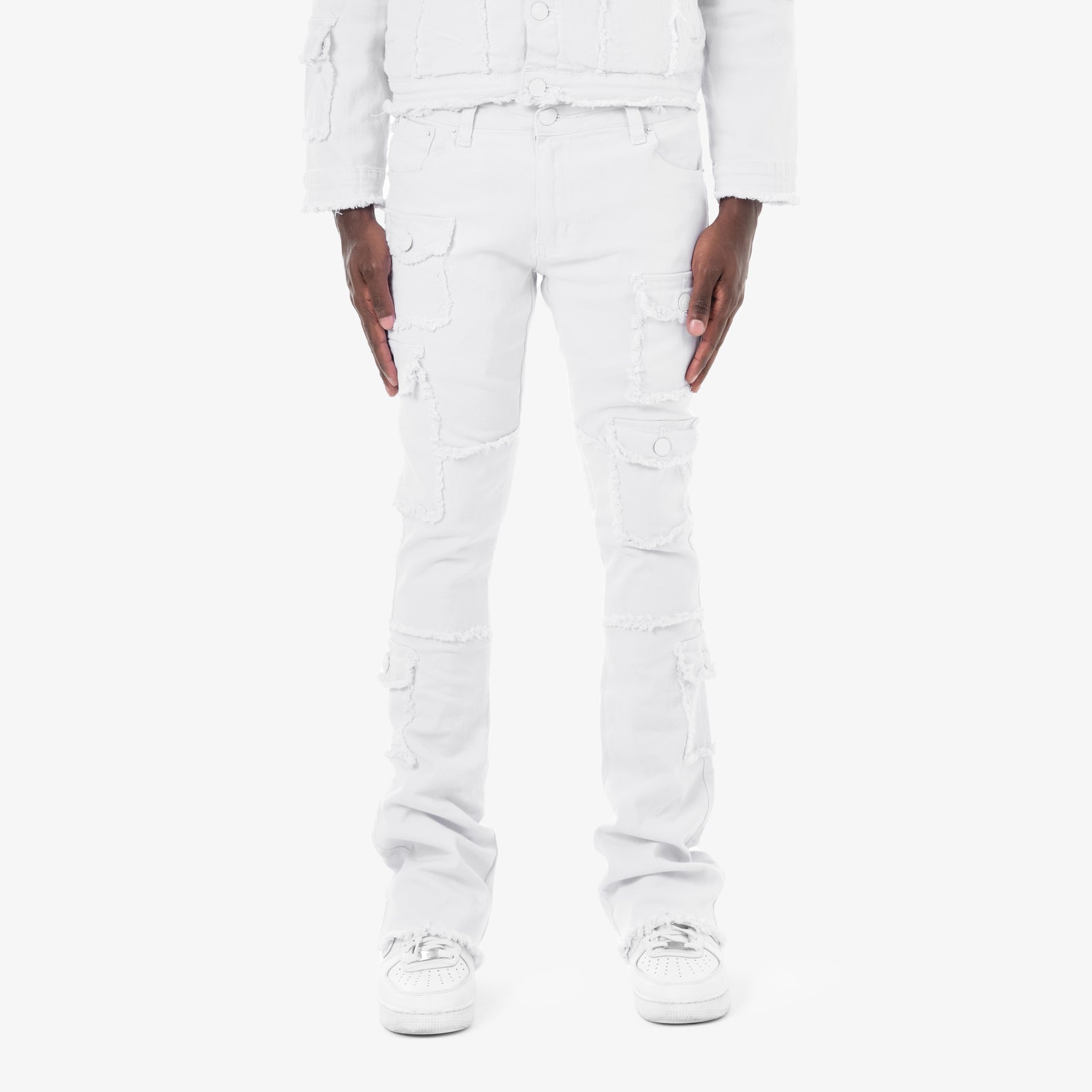 WHITE STACKED CARGOS