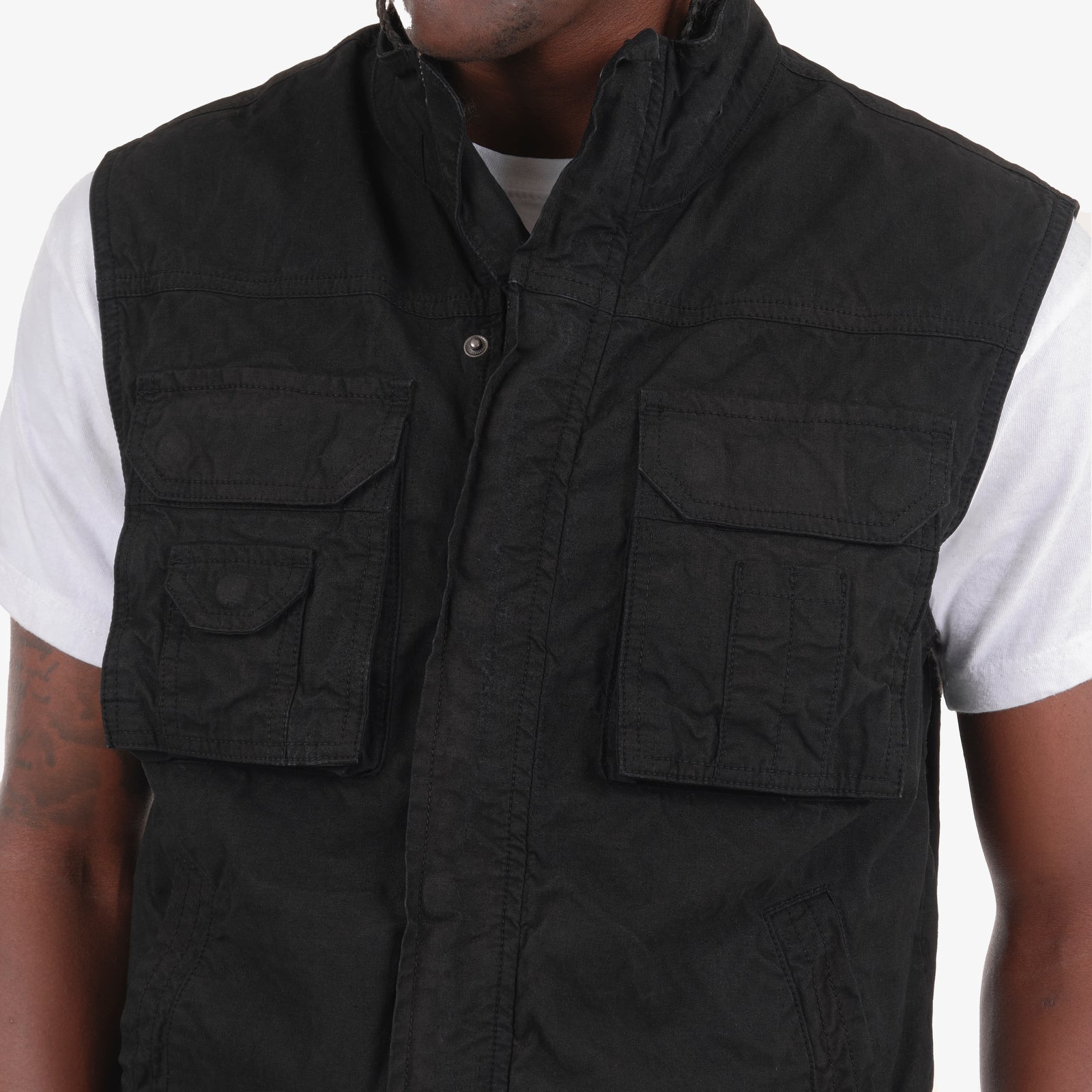 JET BLACK CARGO VEST