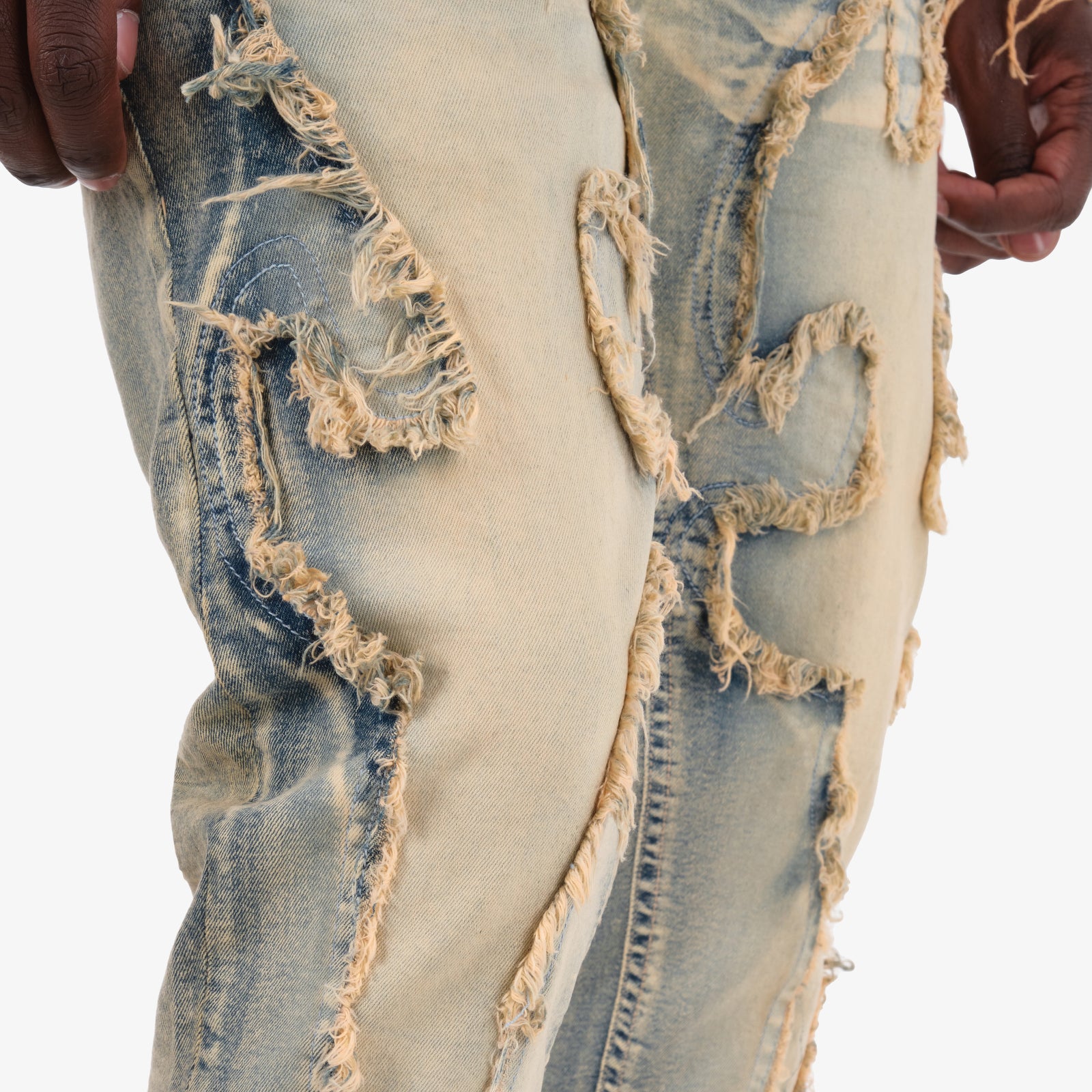 VINTAGE WASHED FRAYED JEANS