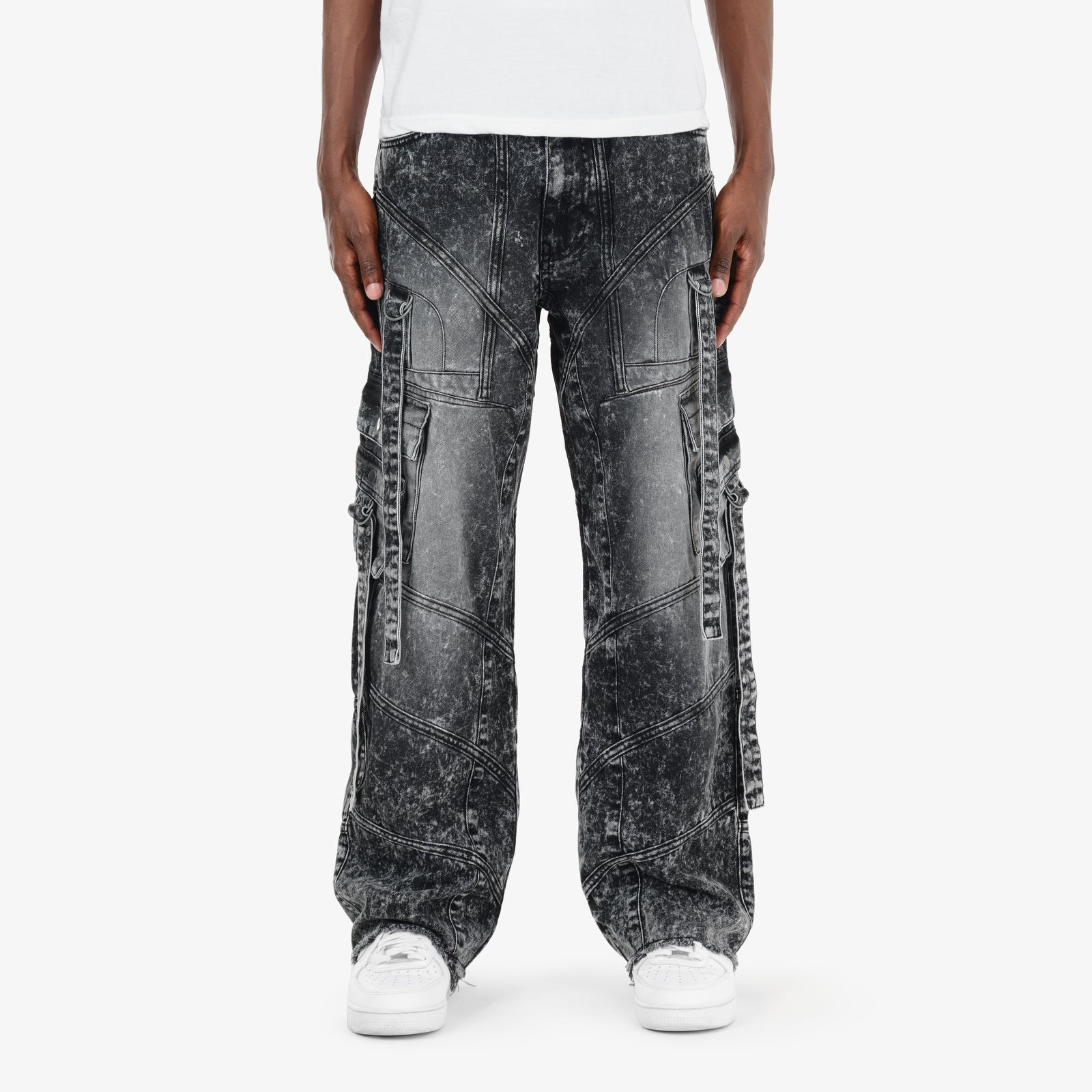 BLACK CARGO W/ STRAPS COMFORT FIT JEANS