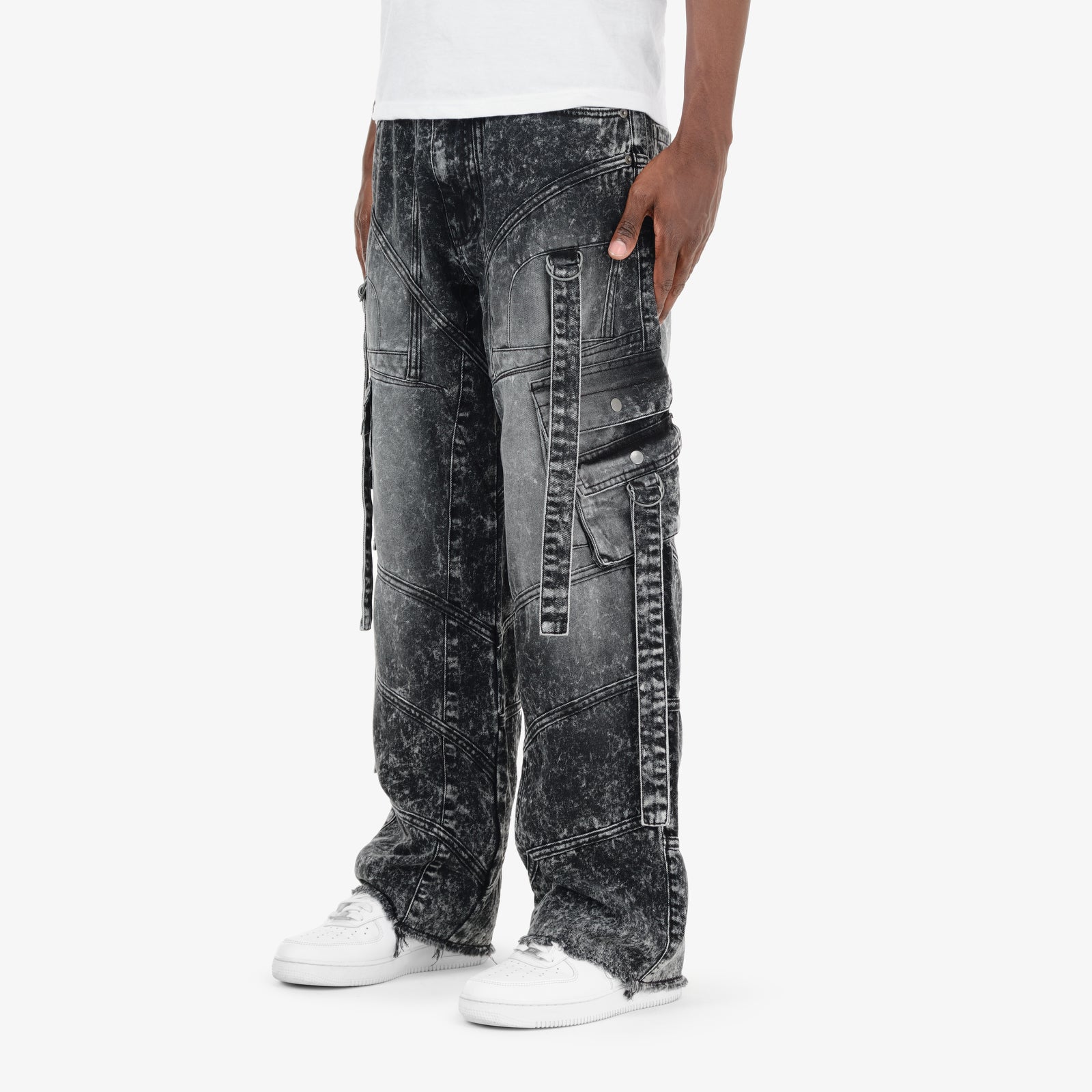 BLACK CARGO W/ STRAPS COMFORT FIT JEANS