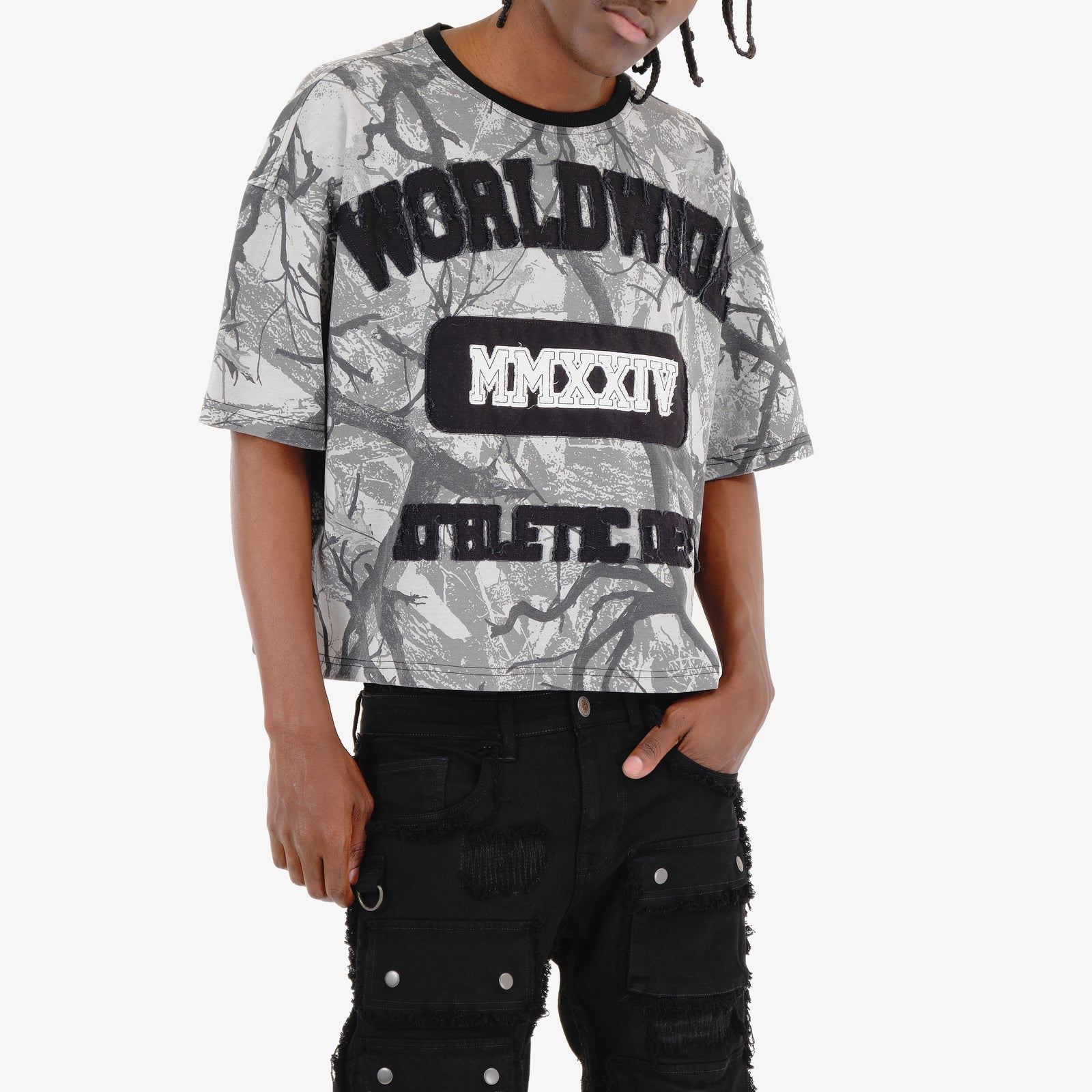 WORLDWIDE BLACK CAMO CROP T-SHIRT