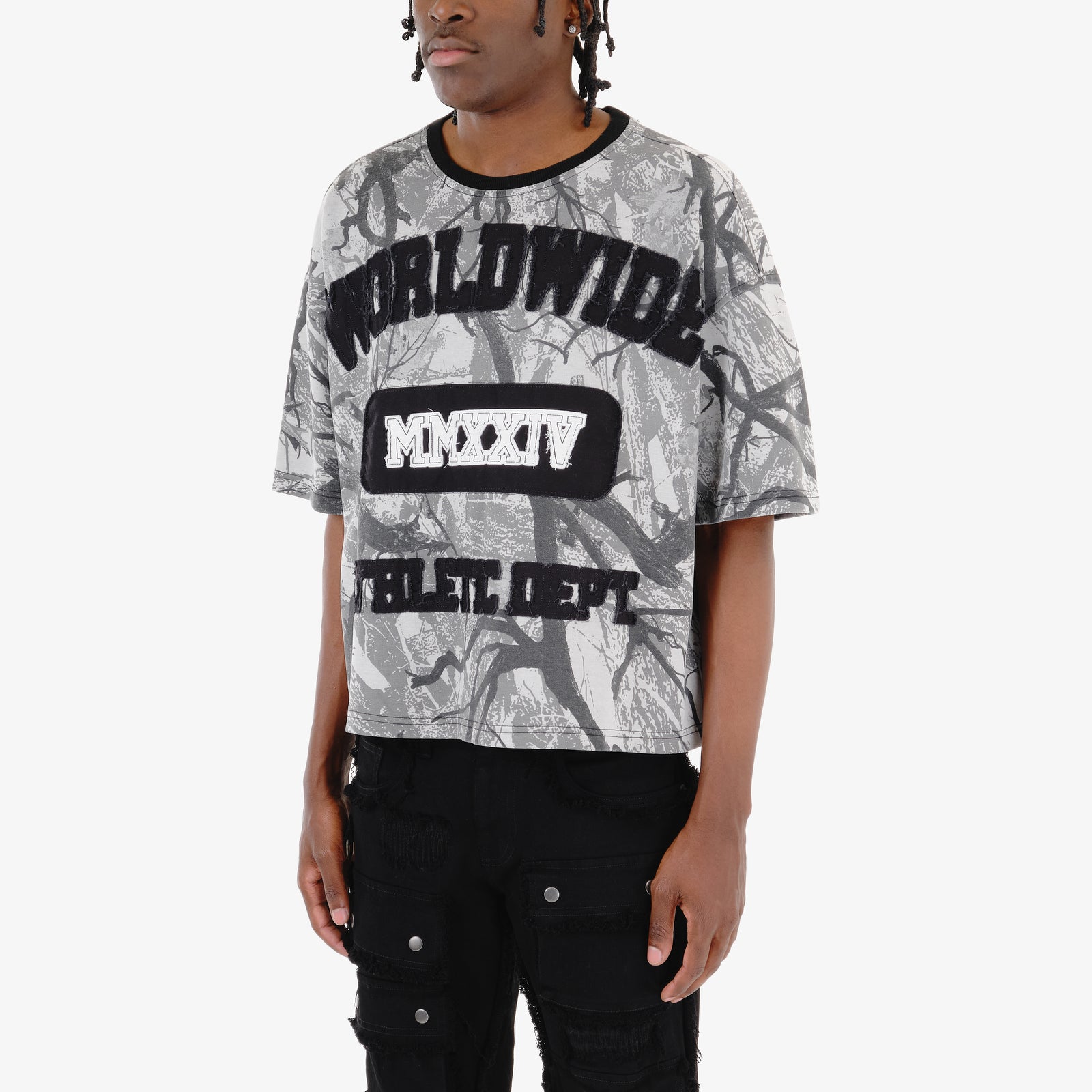 WORLDWIDE BLACK CAMO CROP T-SHIRT
