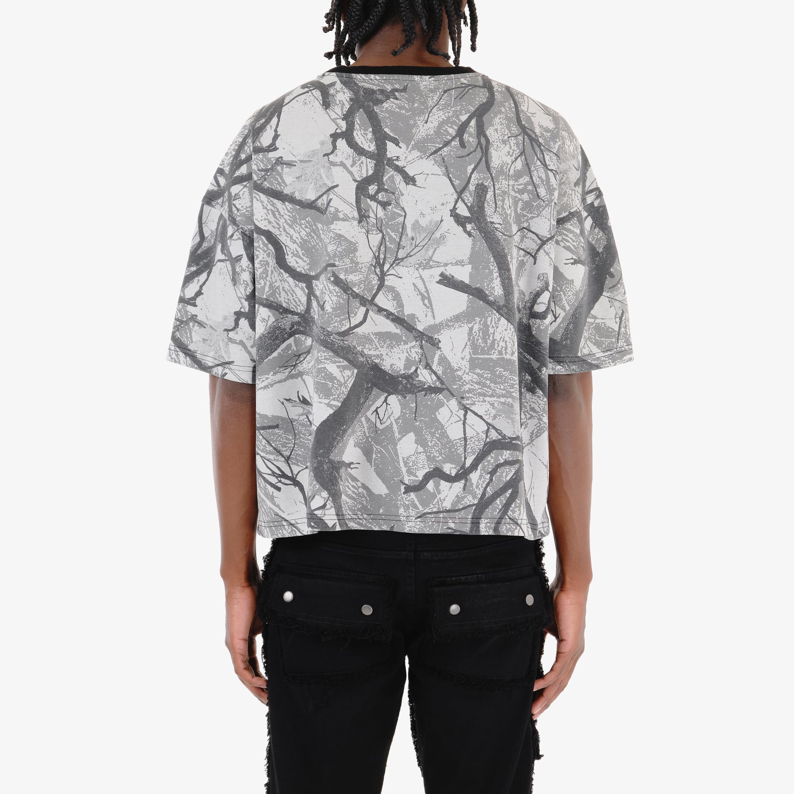 WORLDWIDE BLACK CAMO CROP T-SHIRT