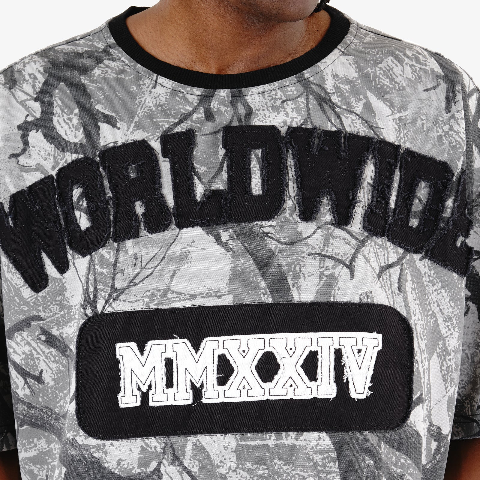 WORLDWIDE BLACK CAMO CROP T-SHIRT
