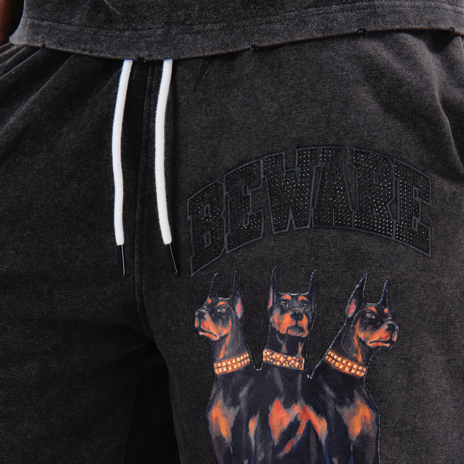 BLACK BEWARE SHORTS