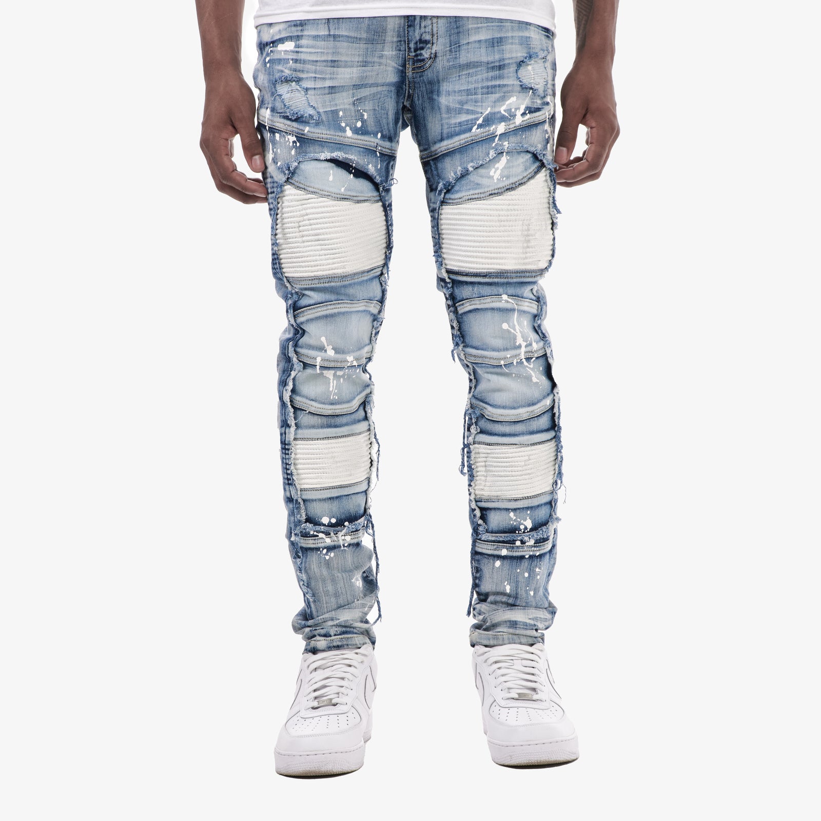 LIGHT SAND BLUE JEANS W/ MOTO DETAIL