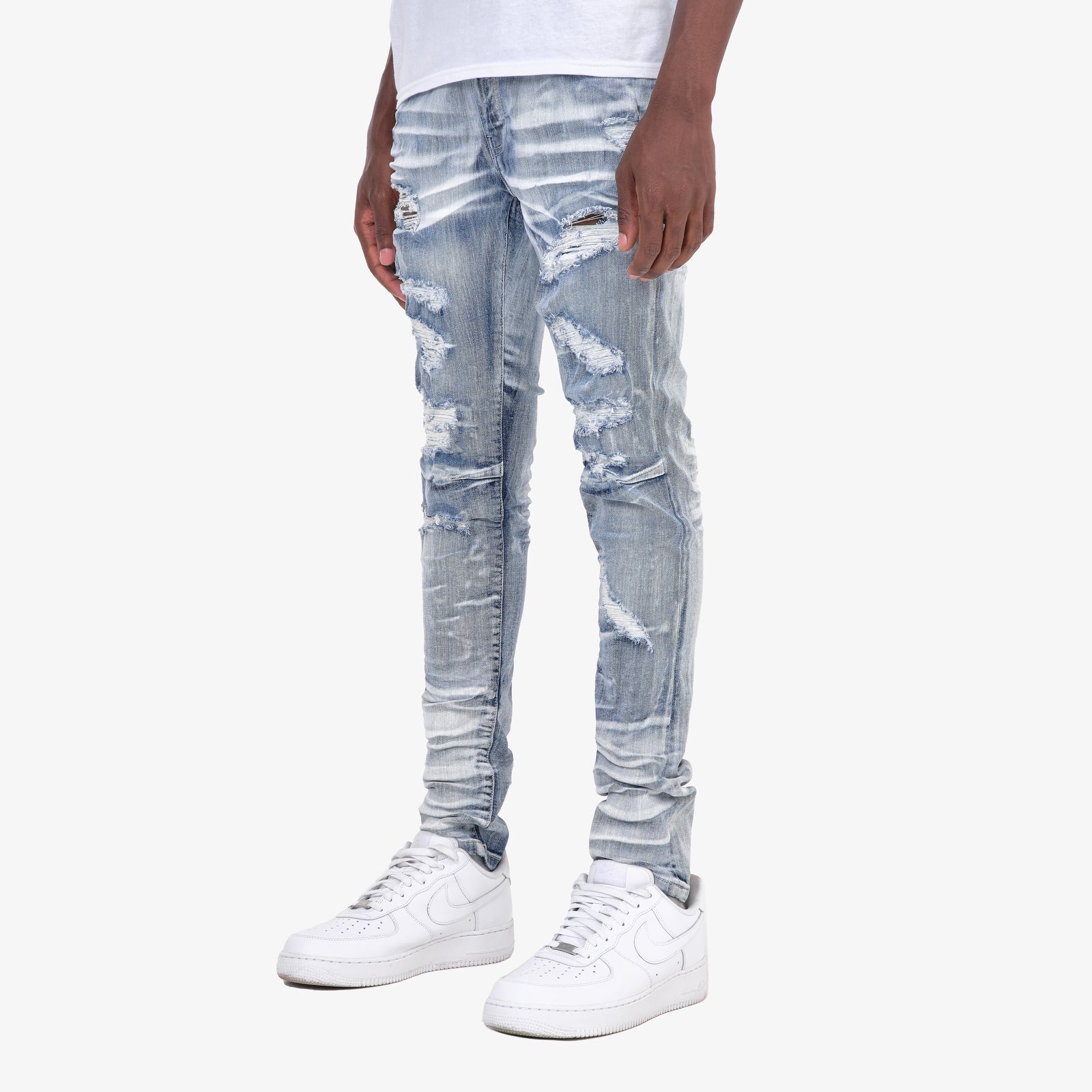 LIGHT SAND BLUE W/ RIP DETAIL