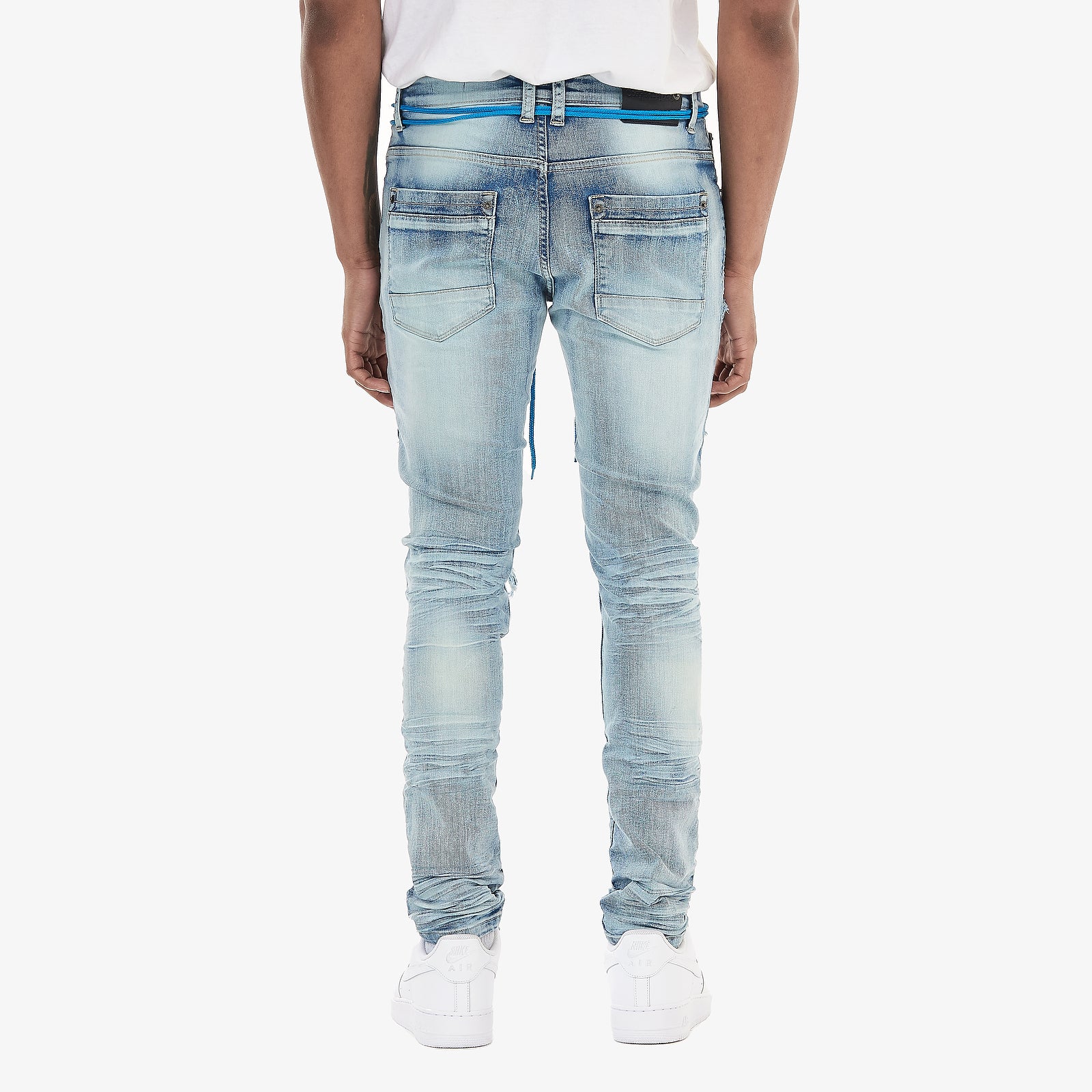 LIGHT SAND BLUE JEANS W/ COLOR EMBROIDERY