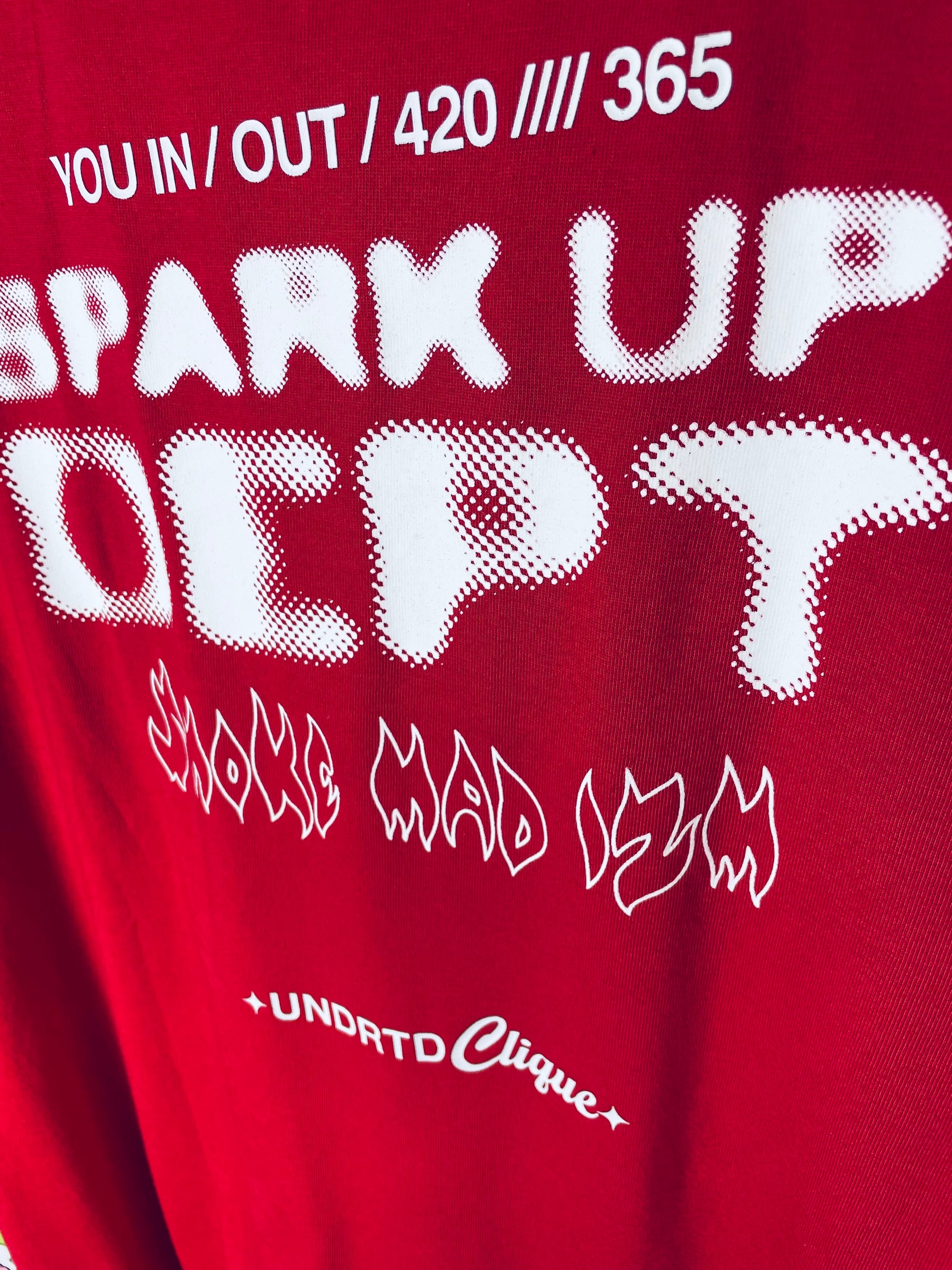 RED "RACKGOODS" T-SHIRT