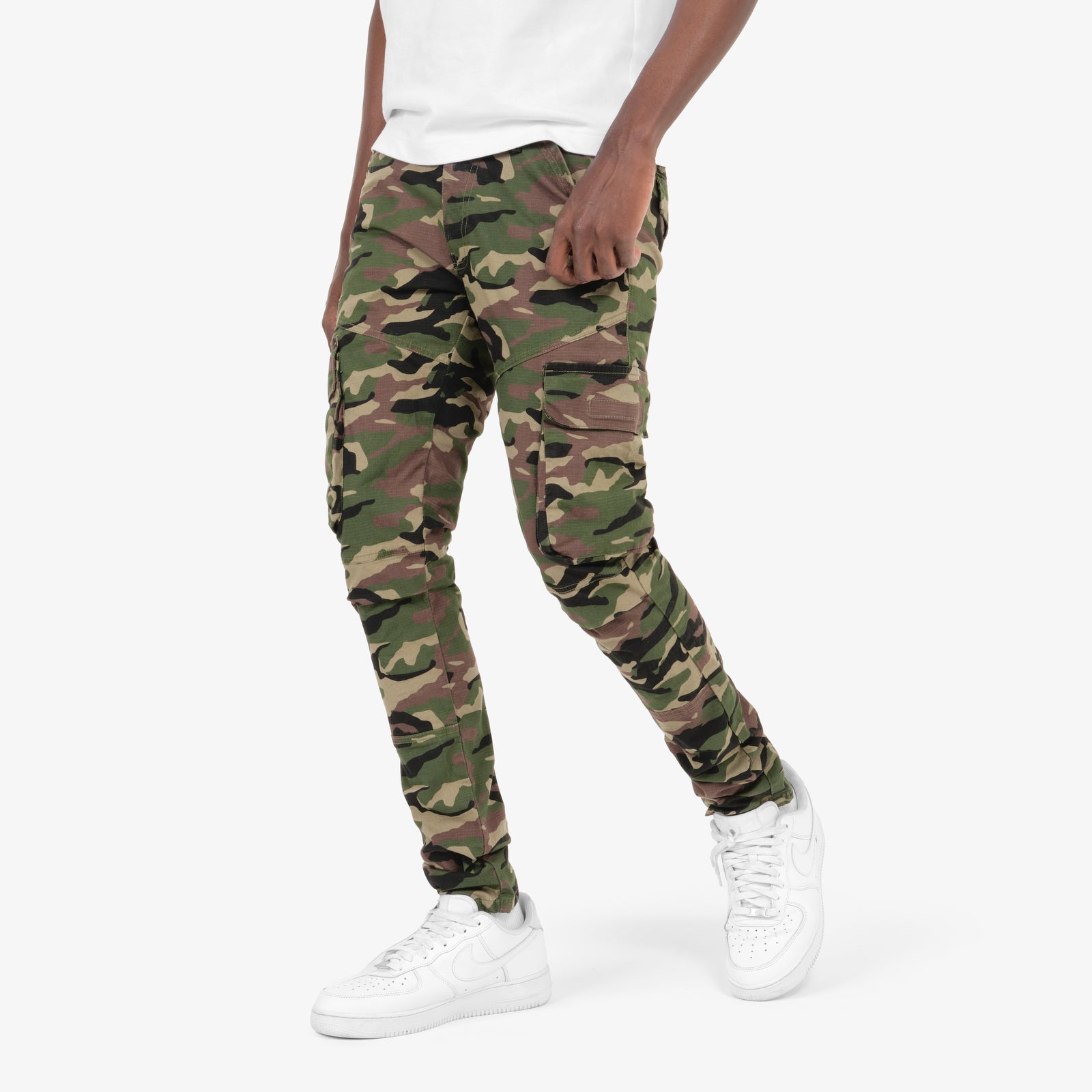 WOODLAND CAMO CARGOS