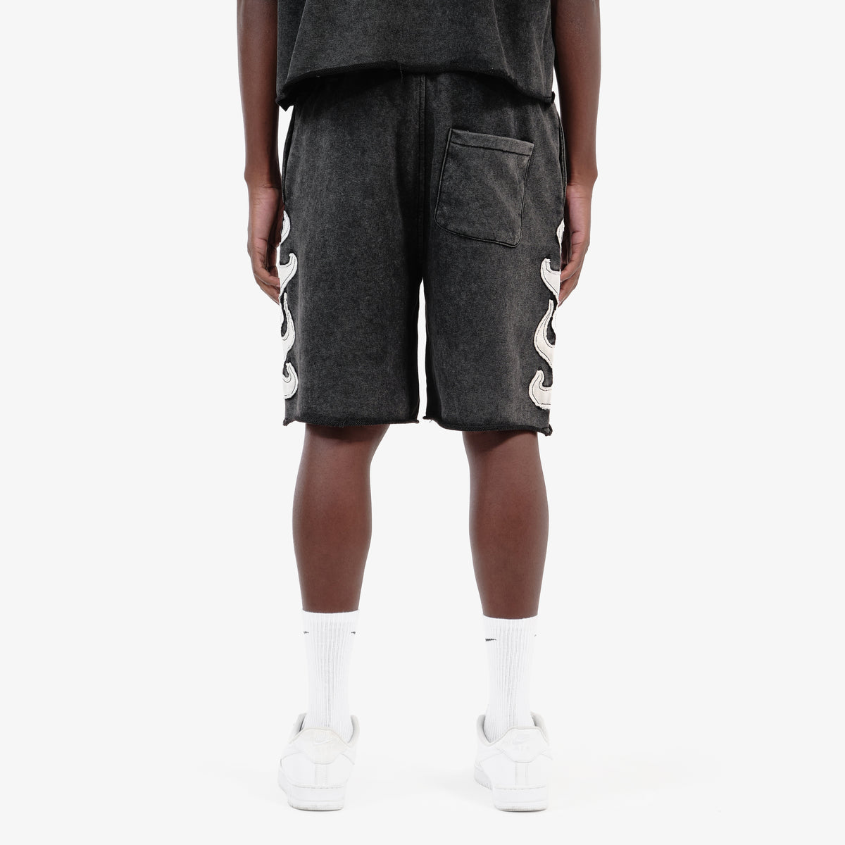 BLACK SAINTS SHORTS