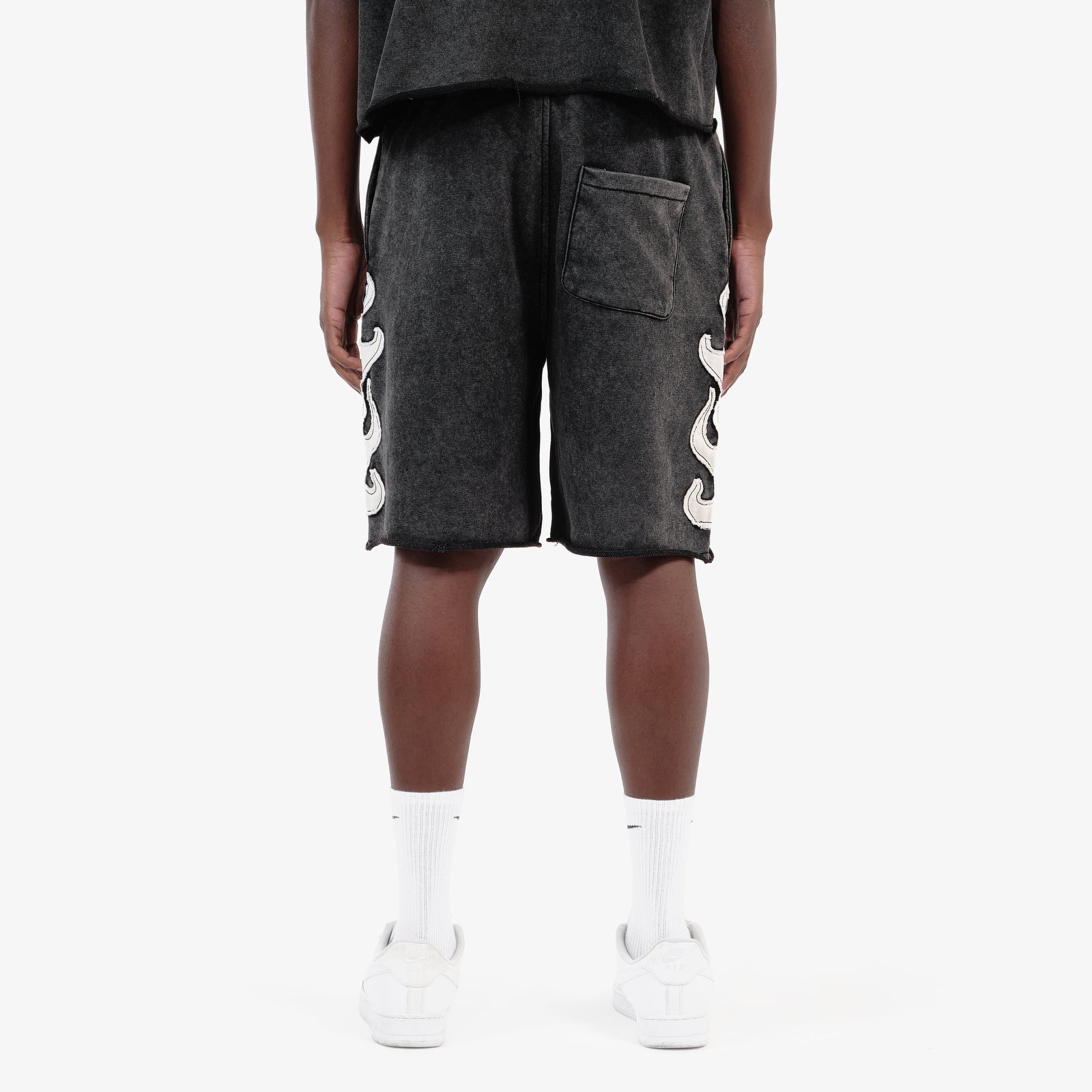 BLACK SAINTS SHORTS