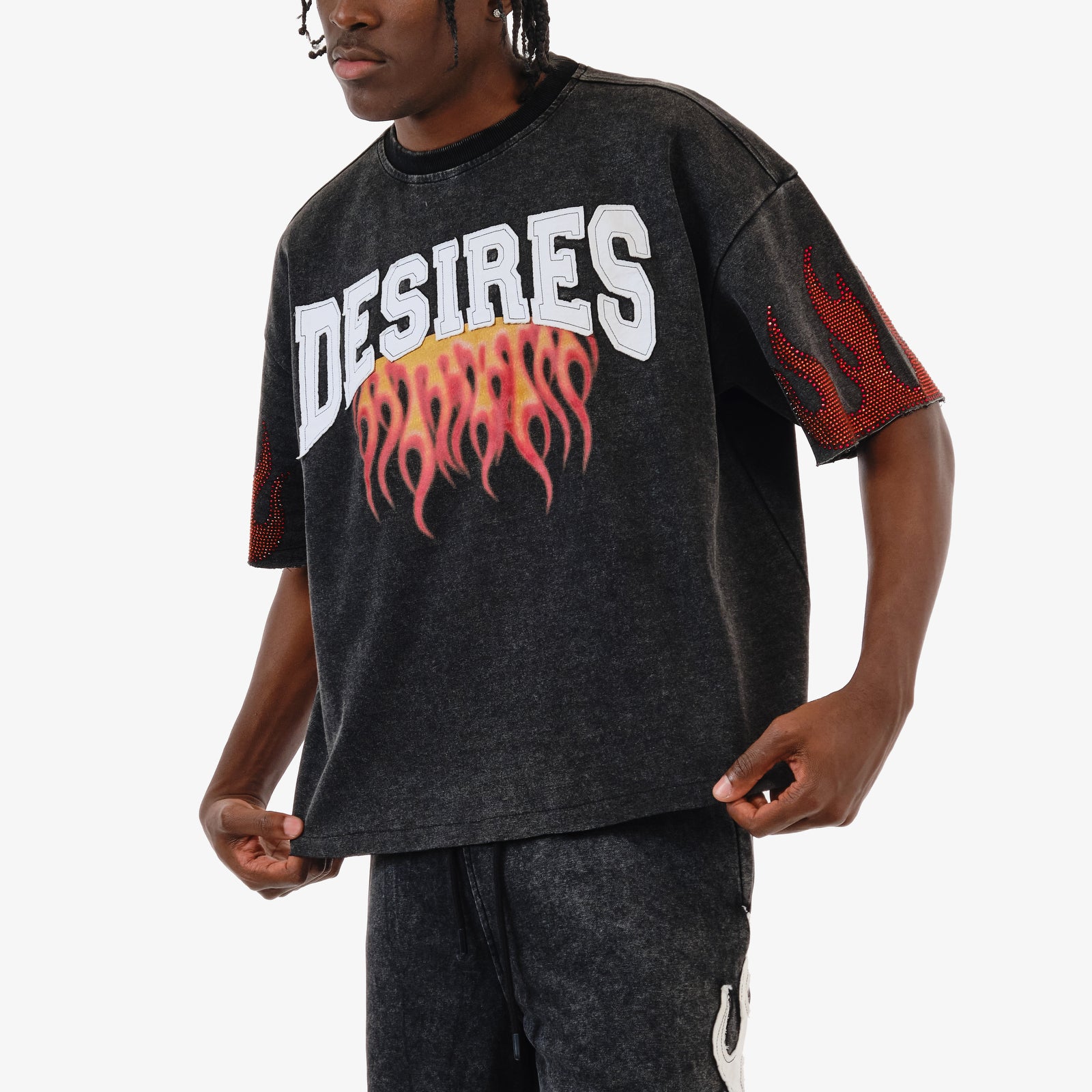 BLACK DESIRES CROP T-SHIRT