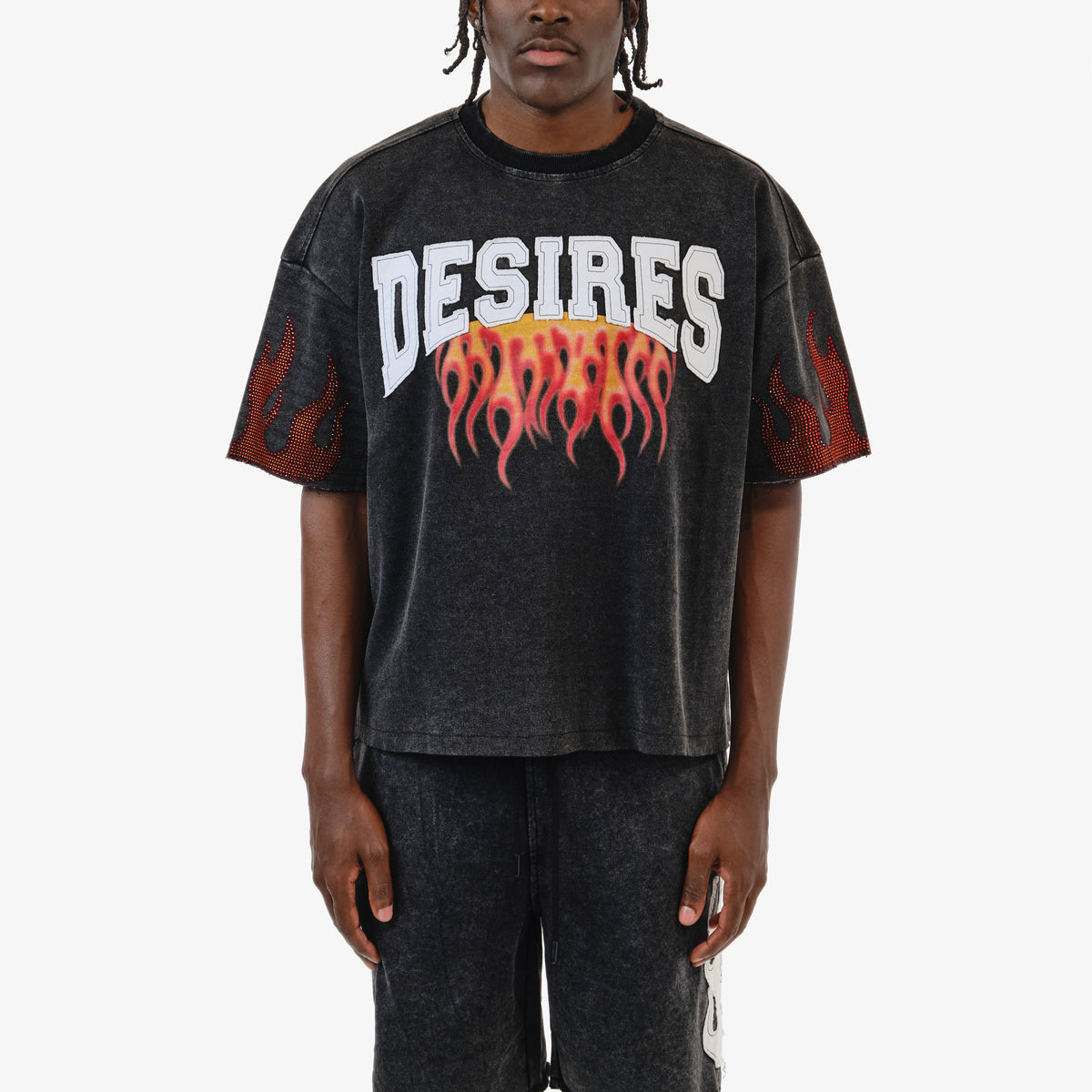 BLACK DESIRES CROP T-SHIRT