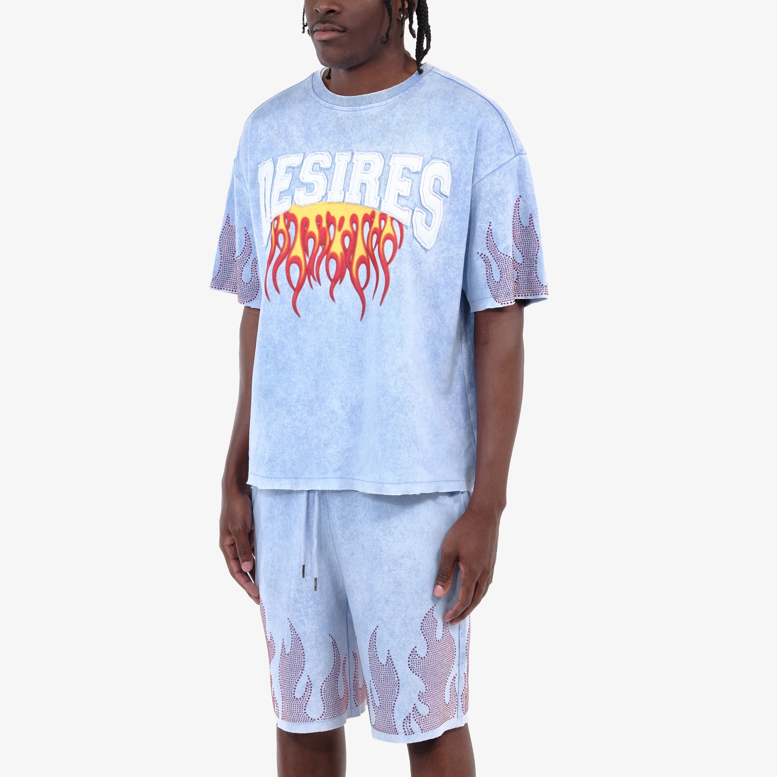 LIGHT BLUE DESIRES CROP T-SHIRT