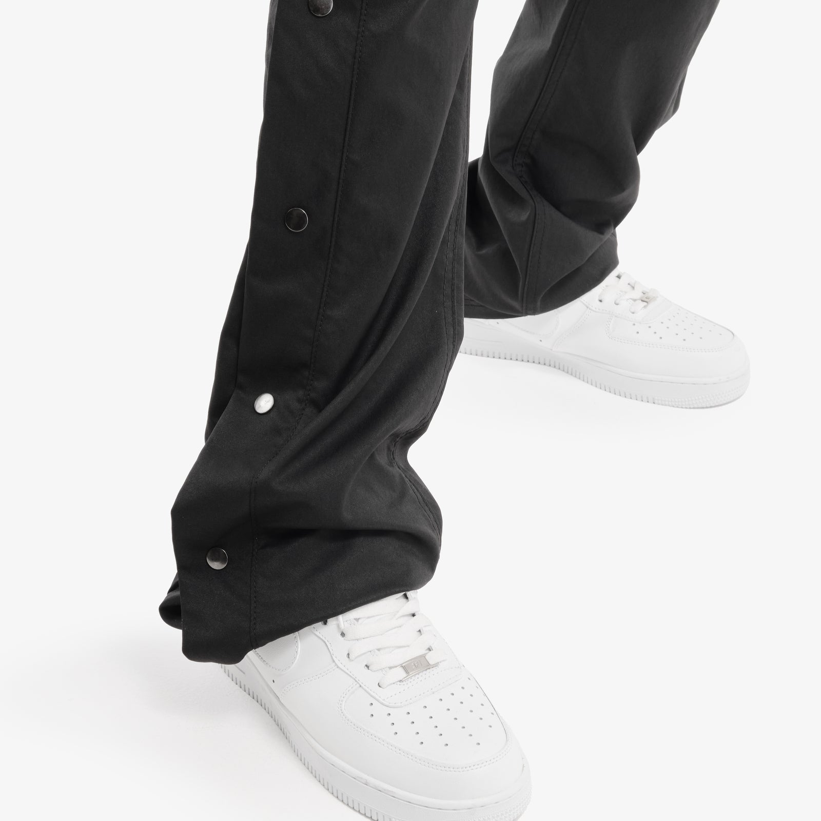 BLACK PANTS W/ SIDE BUTTONS