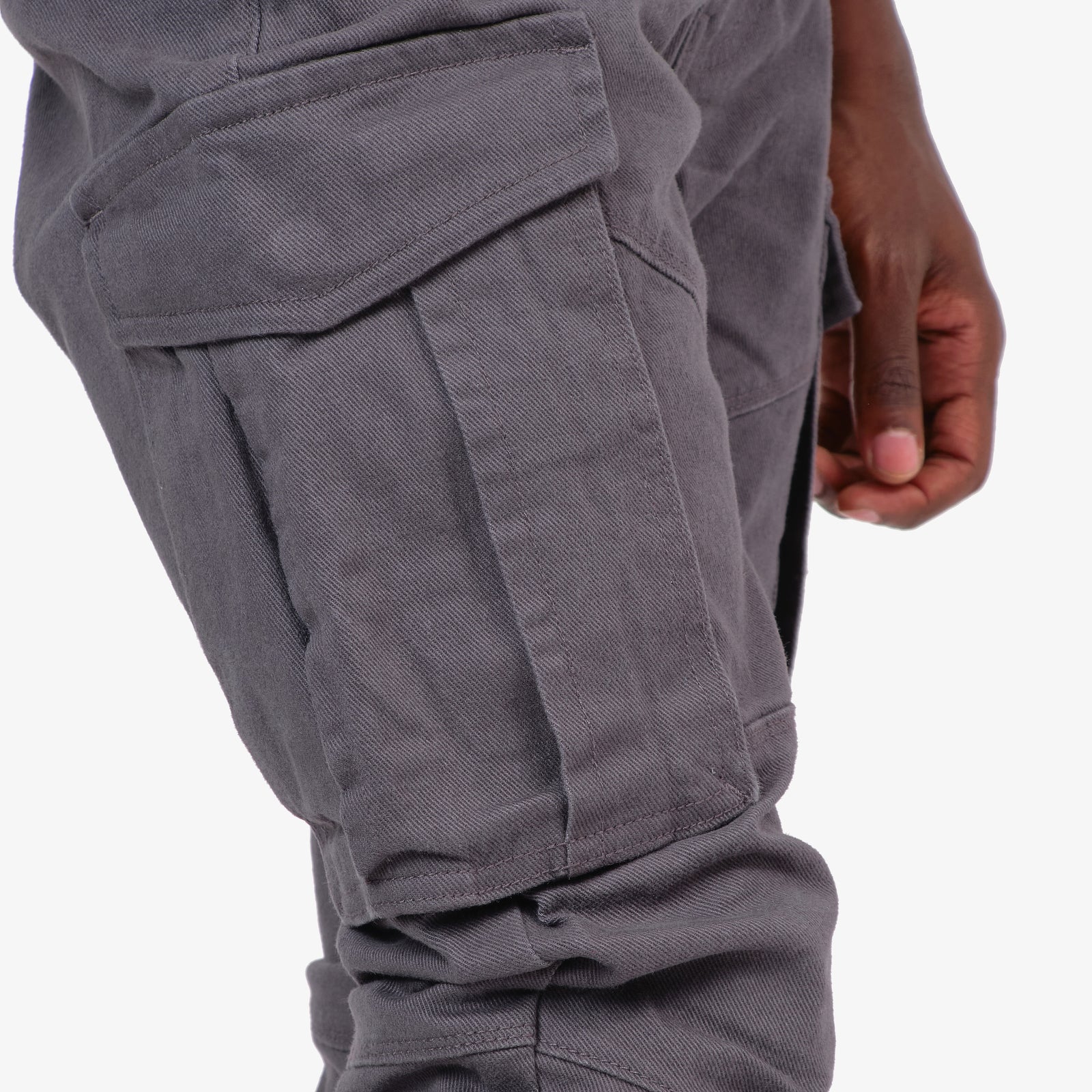 GREY CARGOS W/ STRETCH