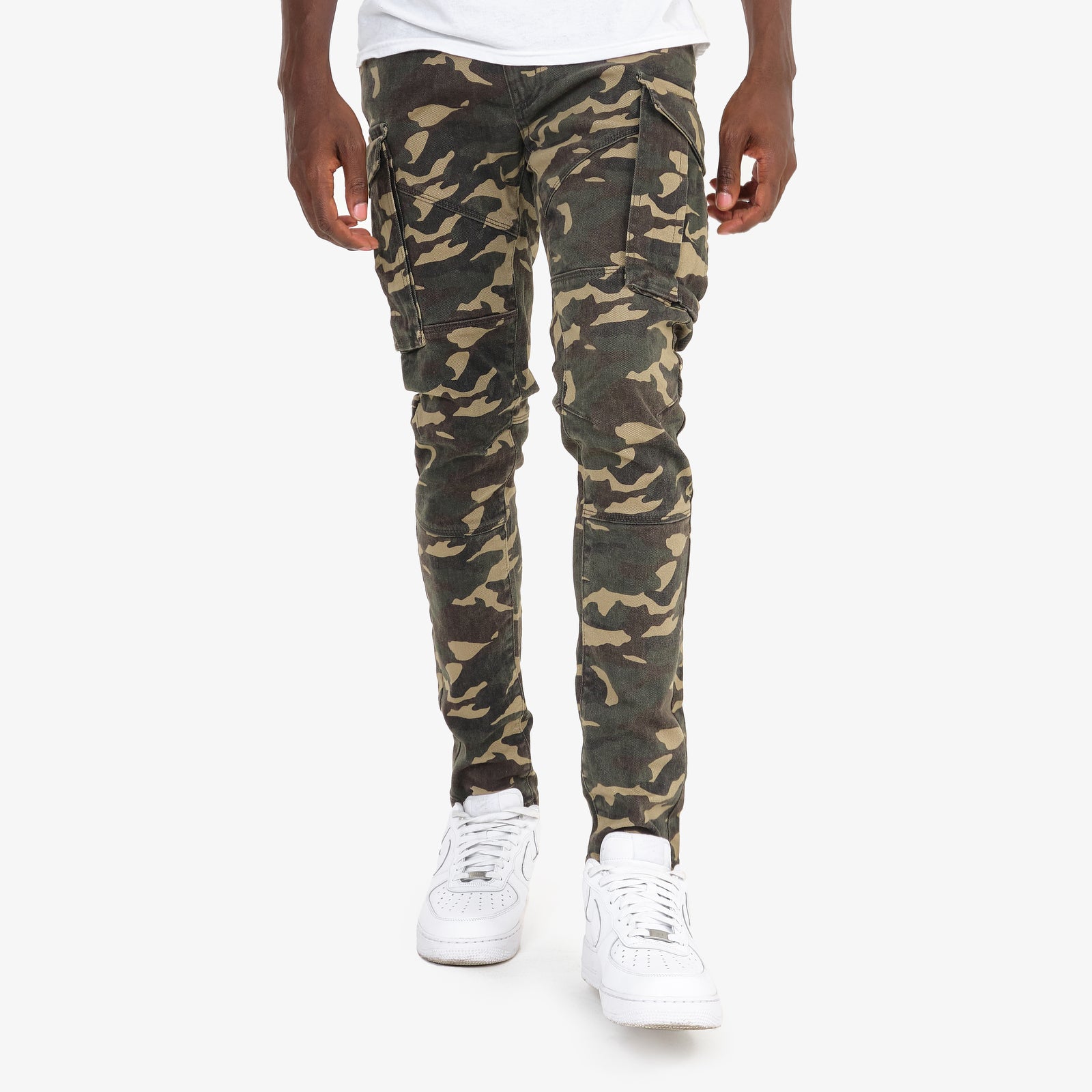 CAMO CARGOS W/ STRETCH