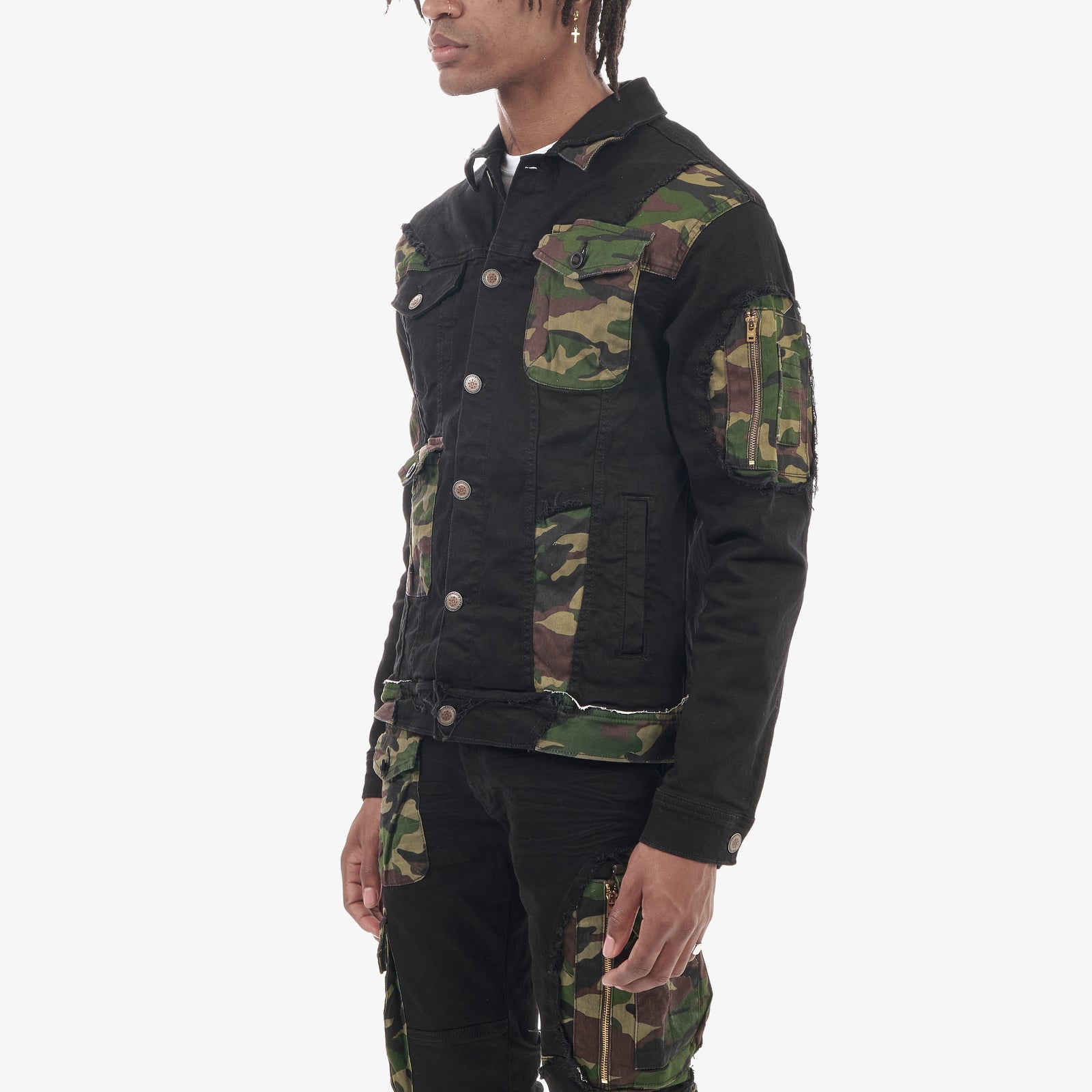 BLACK JACKET W/ CAMO DETAIL