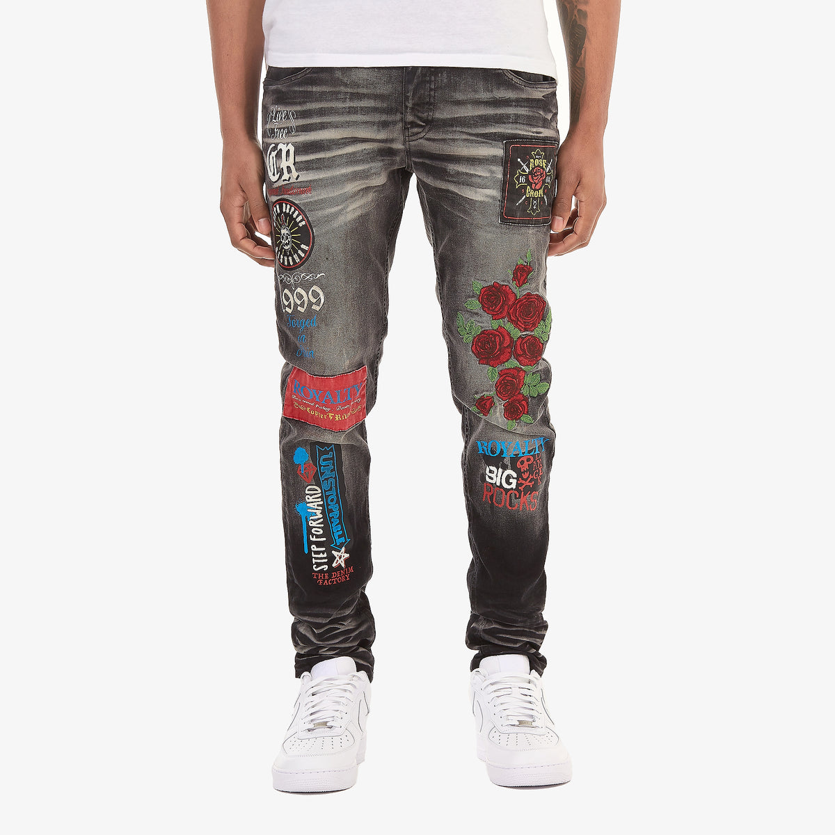 BLACK JEANS W/ PRINT & ROSE EMBROIDERY